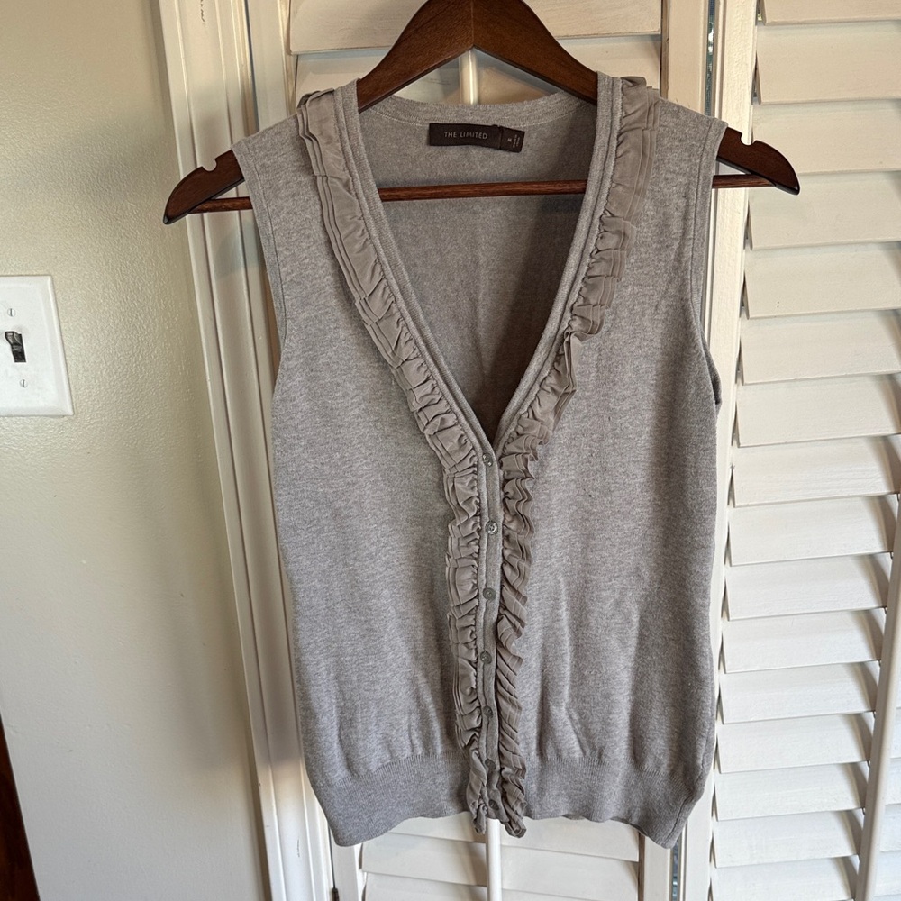 The Limited Heather Gray Knit Sweater